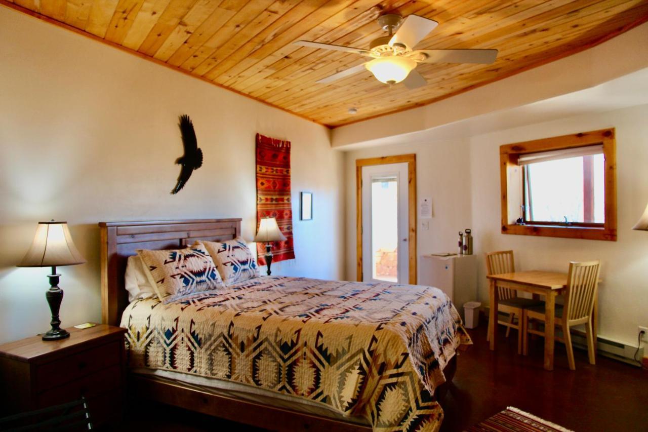 Red Moon Lodge Моаб Экстерьер фото